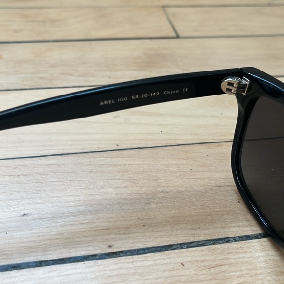 Warby Parker black sunglasses Abel unisex - Picture 3 of 4